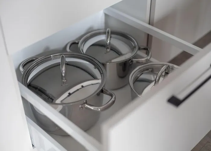 Spire Stylish By Bookinghost *