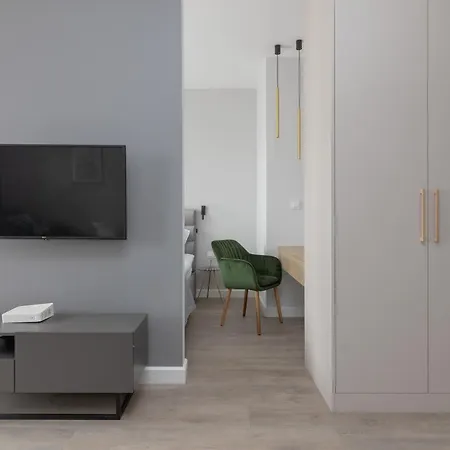 Spire Stylish By Bookinghost